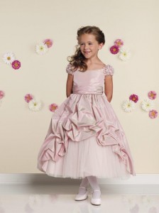 مدل لباس کودک،لباس کودک،مدل لباس بچگانه،لباس بچگانه،لباس دختر بچه،مدل لباس دختر بچه